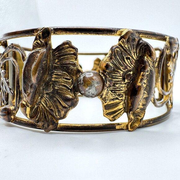Victorian Repousse Brass Cuff Bangle With Floral Design Vintage - Picture 10 of 12